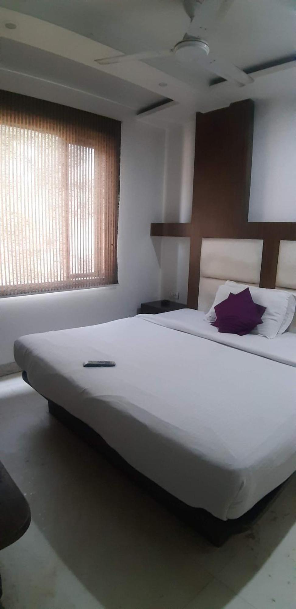Hotel A10 *